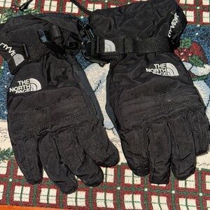 The North Face Black Youth Small Insulated Gloves
